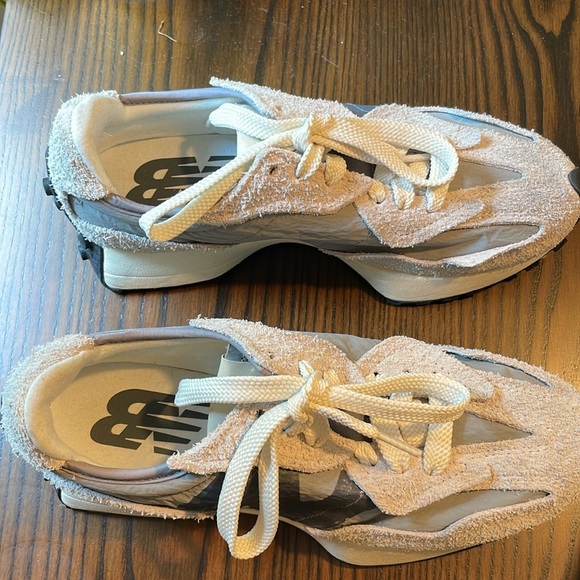 New Balance 327 grey like new. Men’s 7.5, Women’s 9. - Picture 4 of 6